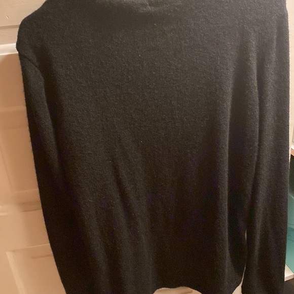 Sweater - Picture 2 of 5